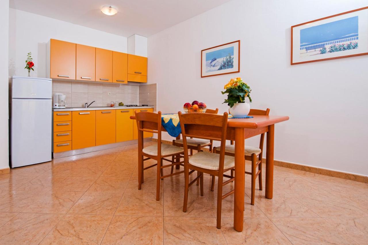 Apartments Bella B Rovinj Exterior photo